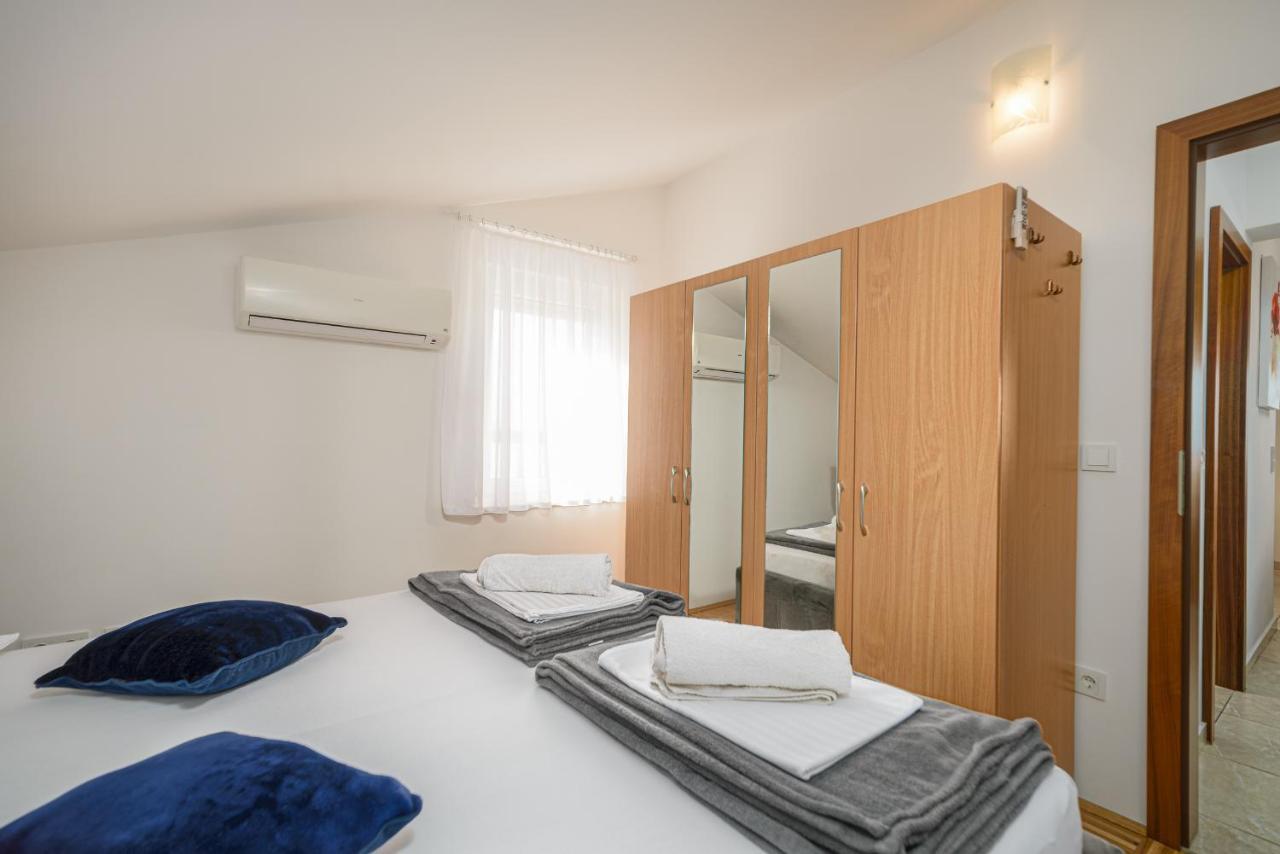 Music House Novalja Apartment Ngoại thất bức ảnh